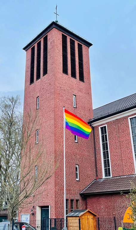HP Regenbogenfahne St. Marien